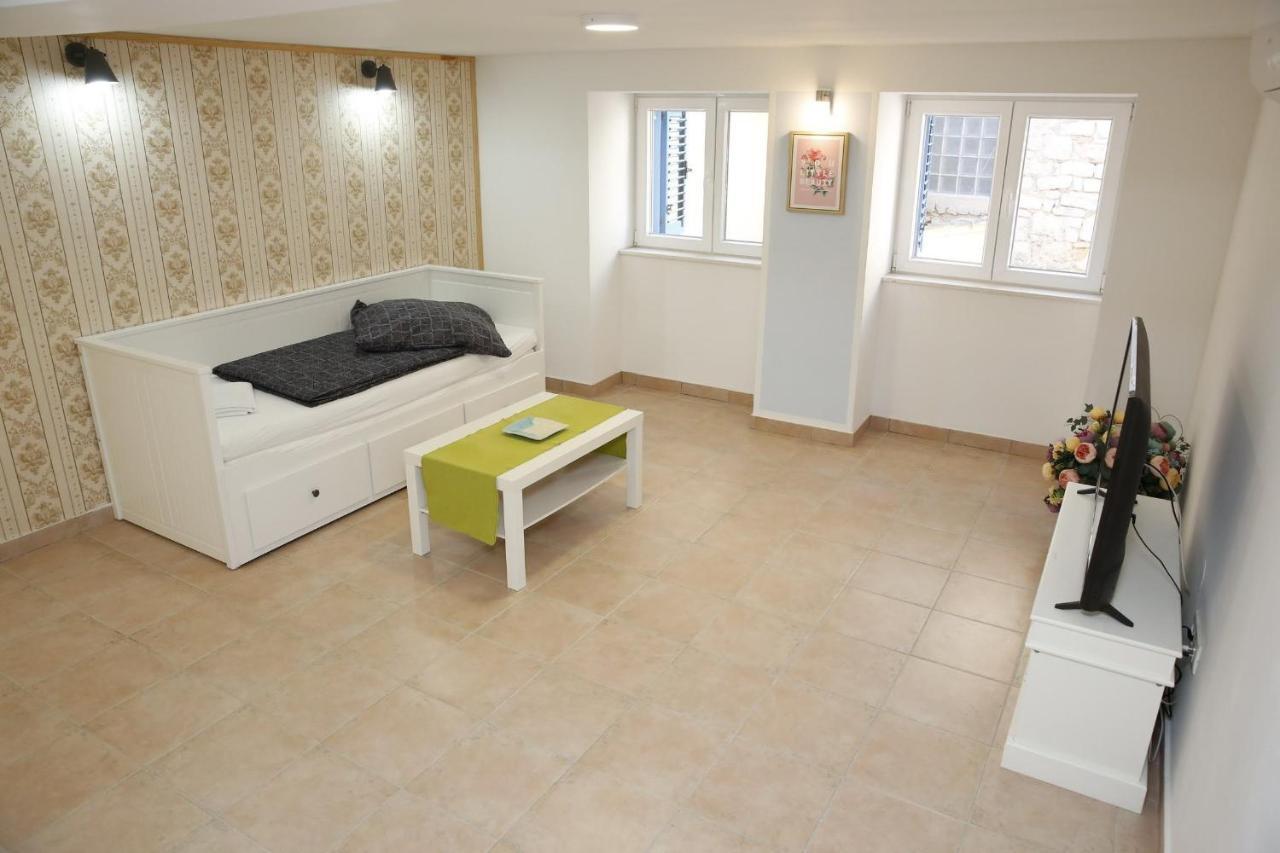 וודיצה Holiday Home Yan With Bay View מראה חיצוני תמונה